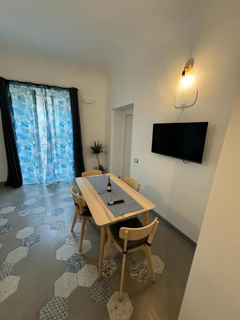 City Center Apartment Da Felu Palermo Ngoại thất bức ảnh